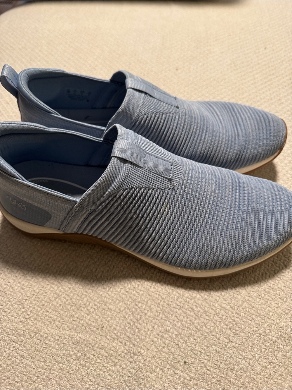 📌12M Ryka Slip-On Knit Casual Shoes